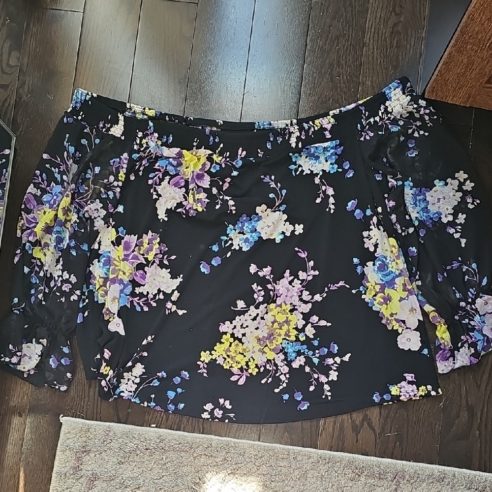 Torrid Black Floral Off The Shoulder Blouse - Picture 5 of 6